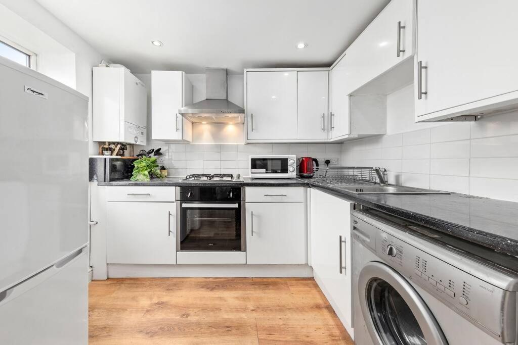 1Br Modern Flat On Edgware Rd Ed3 Apartment London Ngoại thất bức ảnh